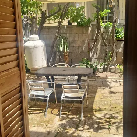 Marcella-villetta Con Giardino بيت للعطل فيكو إيكوينس